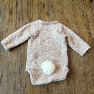 Luna + Luca baby bodysuit with bunny tail size 3-6 months